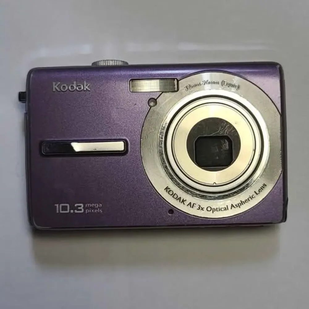 Kodak EasyShare M1063 Digital Camera